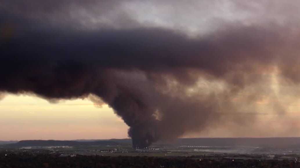 Louisville community comes together to support victims, first responders after plane crash Curated by Alerts360