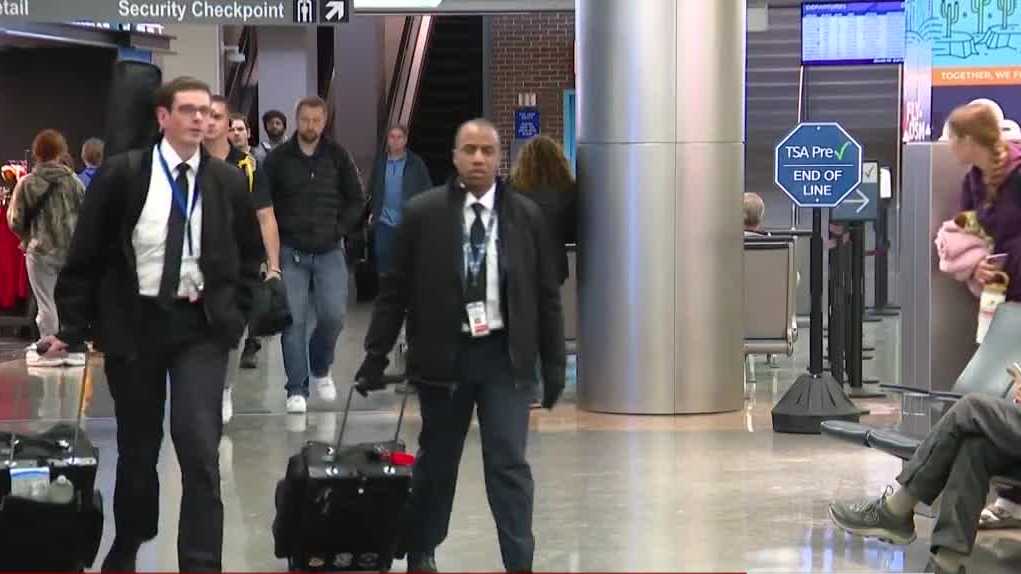 FAA says Minneapolis control center outage delays flights across Midwest, including at Des Moines