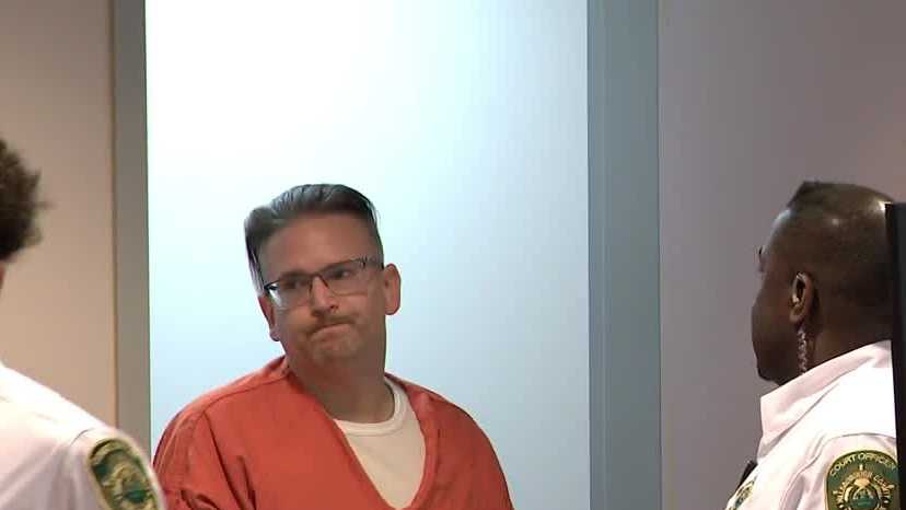 Man accused of killing father in 2003 appears in court