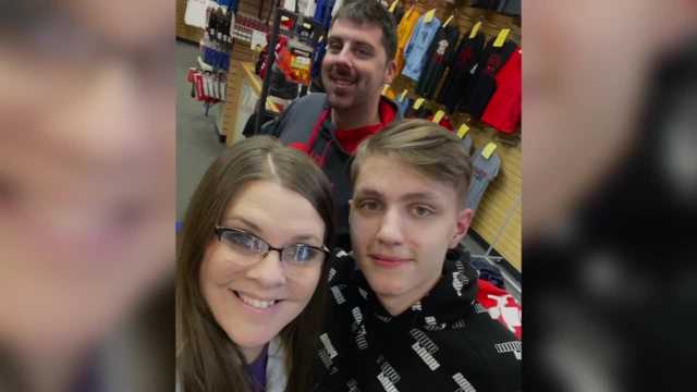 Iowa family unable to communicate with Ukrainian orphan - Vimarsana News