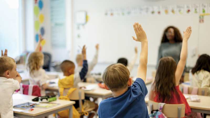 Gov. Reynolds signs 2% per-pupil funding increase for public schools