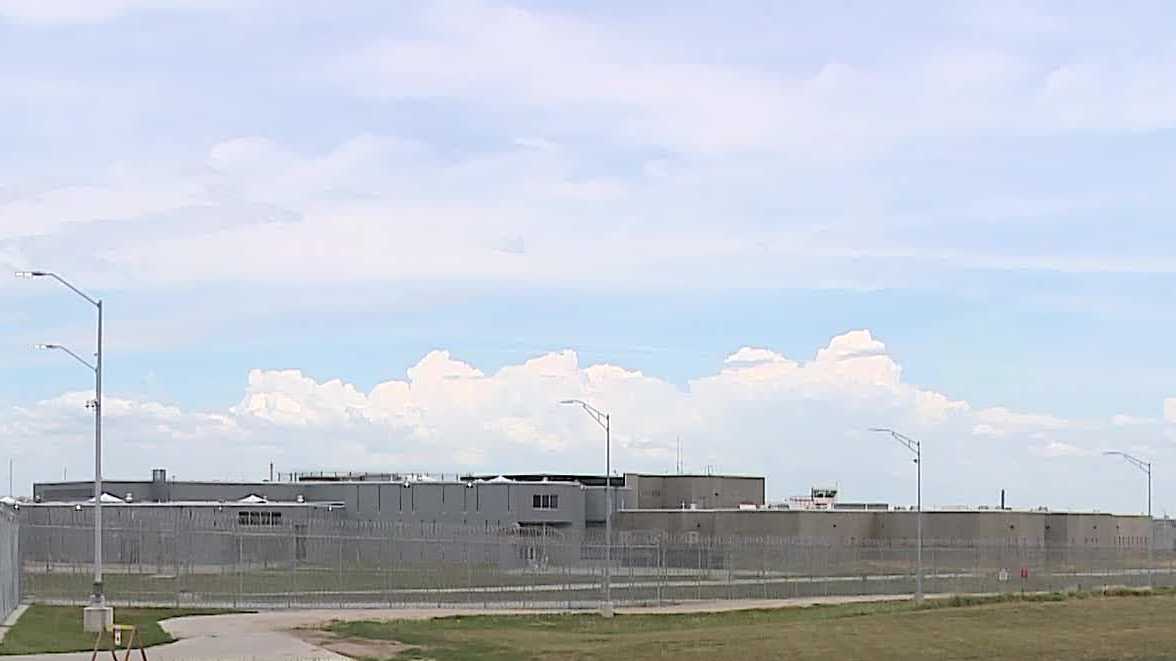 Nebraska corrections staff members injured after disturbance at Lincoln