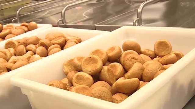 Florida food bank seeis 50% increase in meals - Vimarsana News