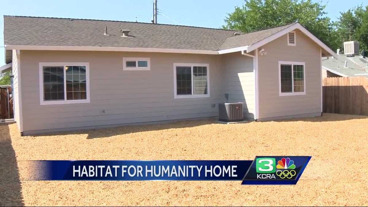Family moves into new, safer home with help of Habitat for Humanity