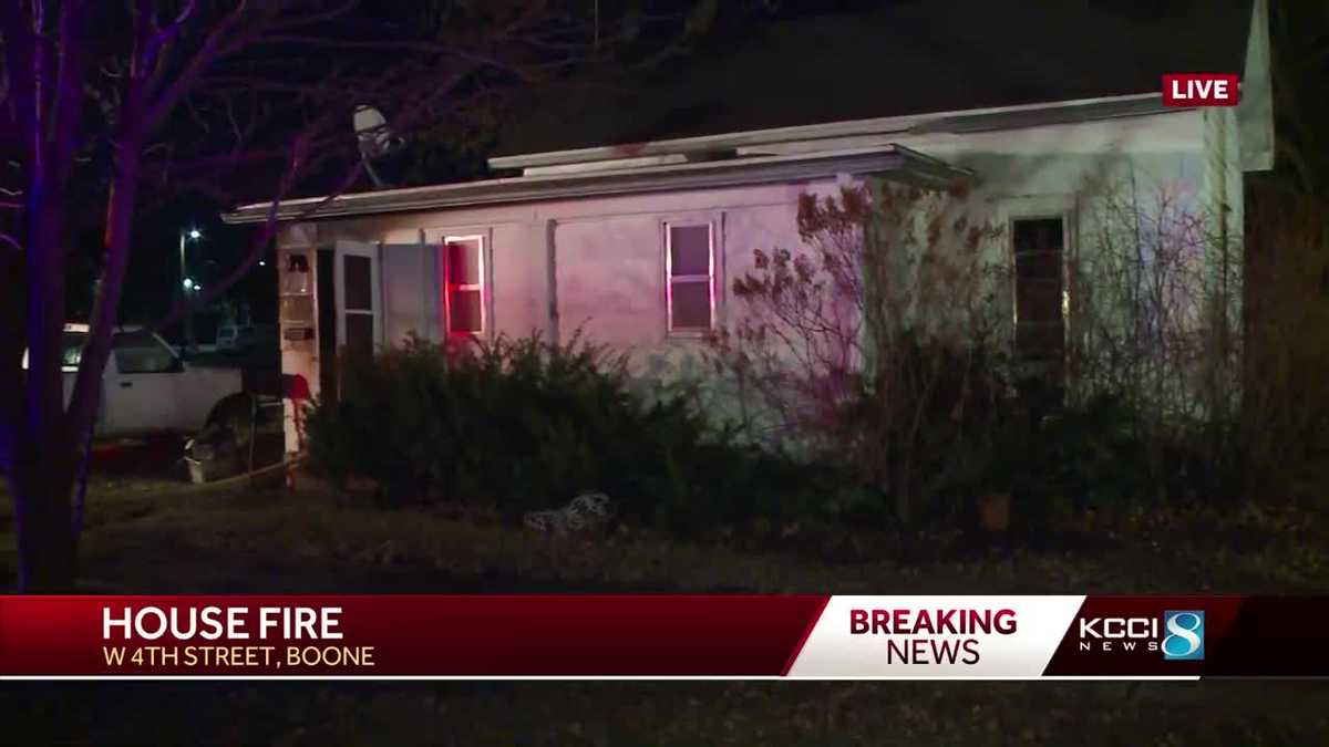 2 injured in overnight house fire