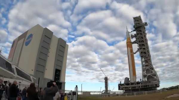 nasa rolls out artemis ii rocket and spacecraft at kennedy space center