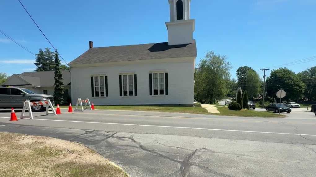 Police investigate fatal crash on North Lowell Road in Windham