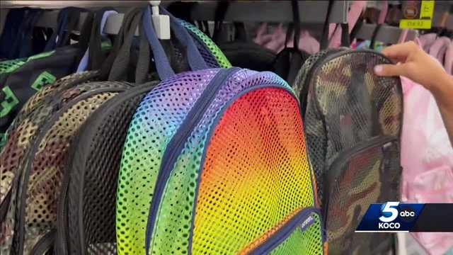 Clear, mesh backpacks hard to find amid new policy at OKC schools - Vimarsana News
