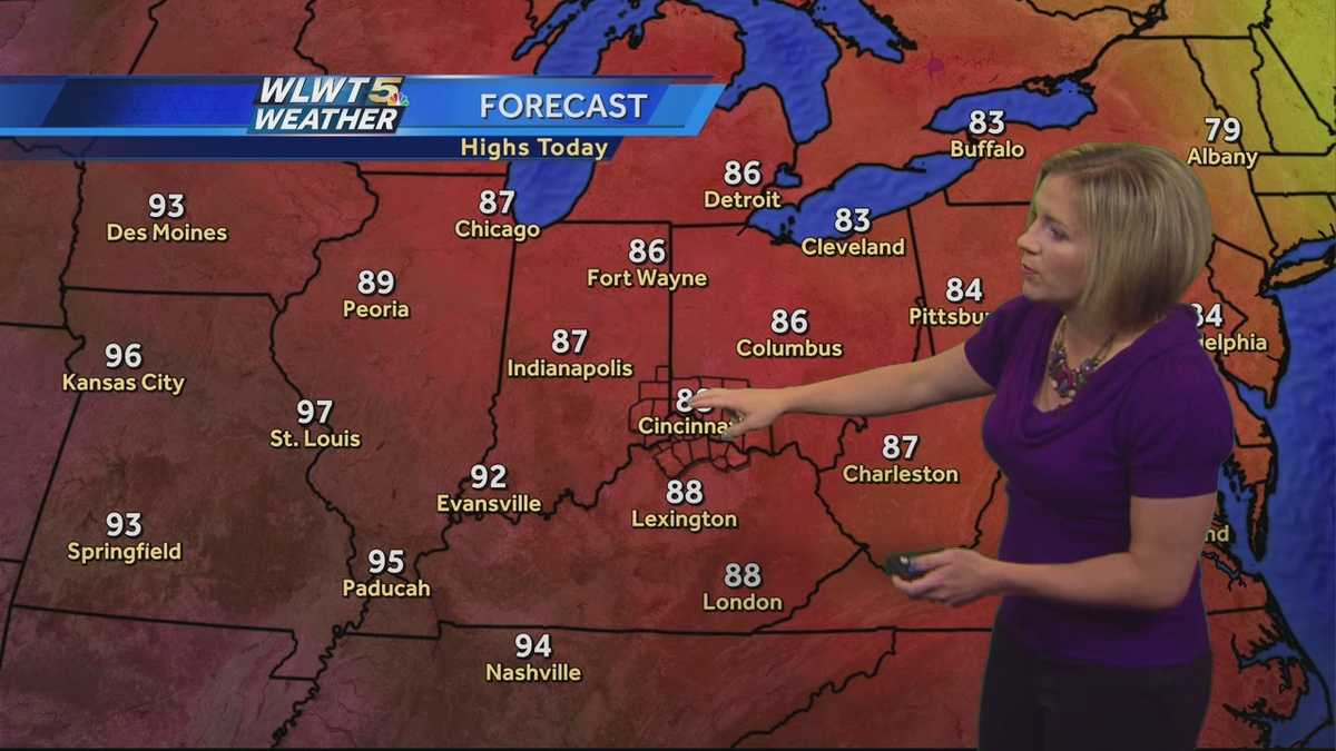 Staying Hot and Humid Into the Holiday Weekend