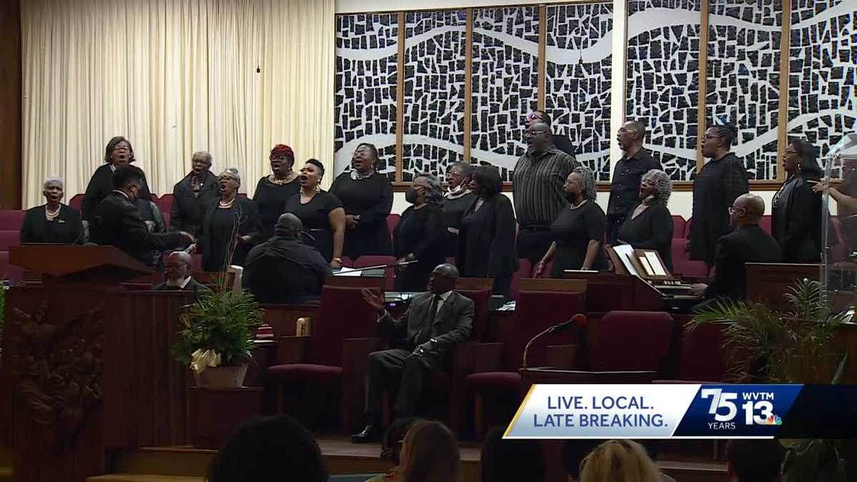 Community activists hold prayer rally in response to recent violence in ...