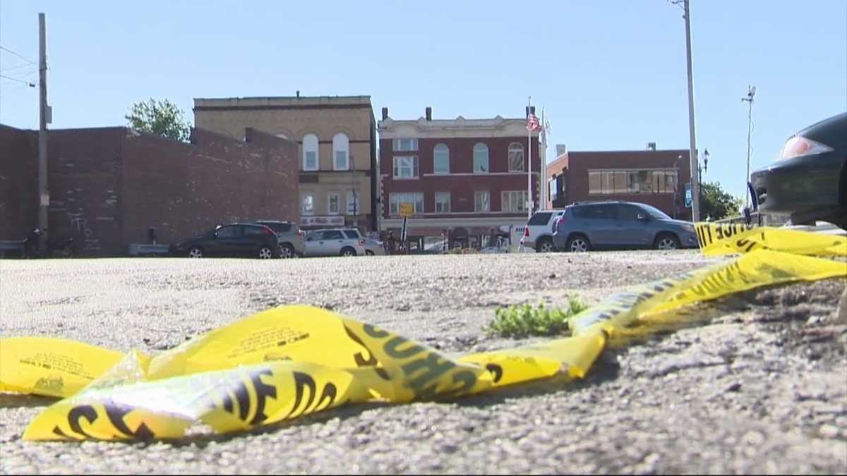 Police Woman was not intended target in parking lot shooting