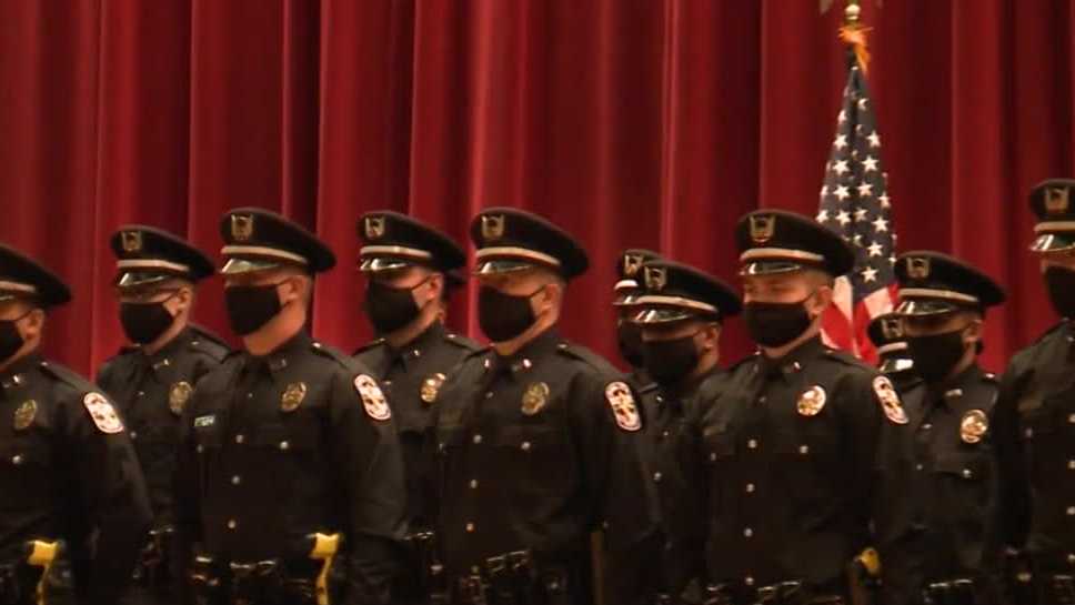 LMPD welcomes more than 2 dozen officers in latest class of recruits