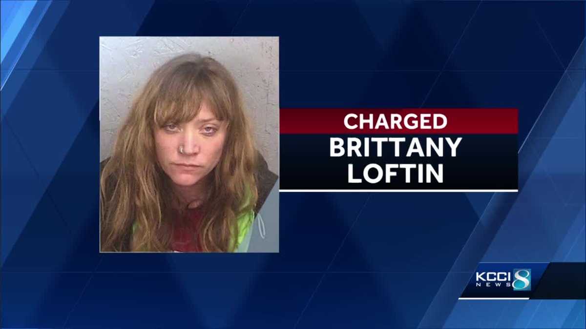 Woman charged in chase that ended in crash in Des Moines, Iowa