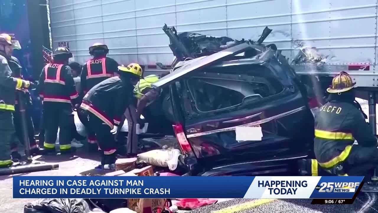 Truck driver accused in fatal Turnpike crash returns to court