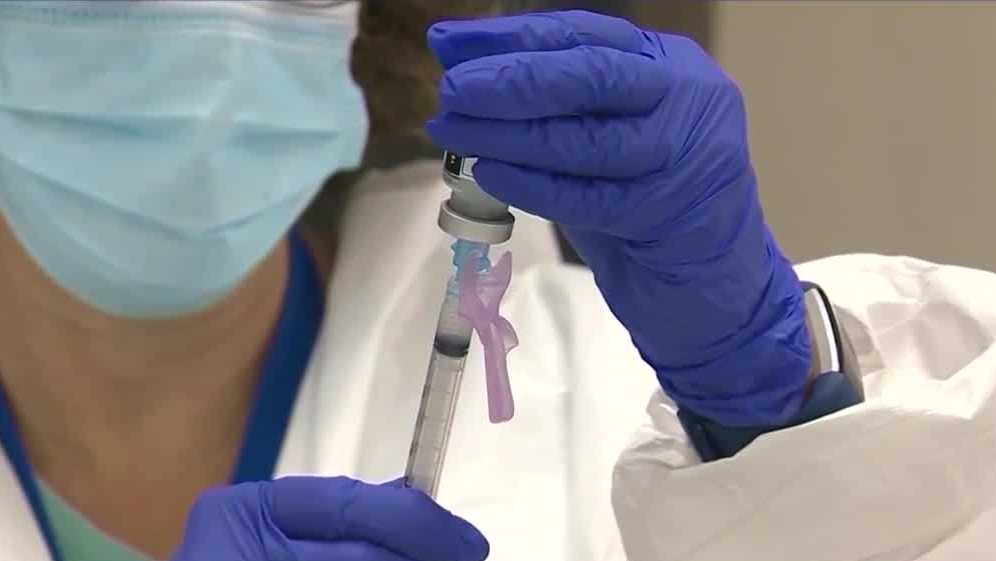 White House calls on Americans to receive updated COVID-19 booster shot ahead of holidays