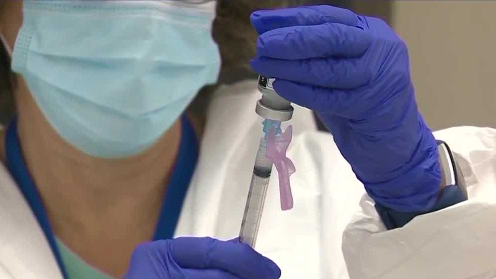 White House calls on Americans to receive updated COVID-19 booster shot ahead of holidays White House calls on Americans to receive updated COVID-19 booster shot ahead of holidays