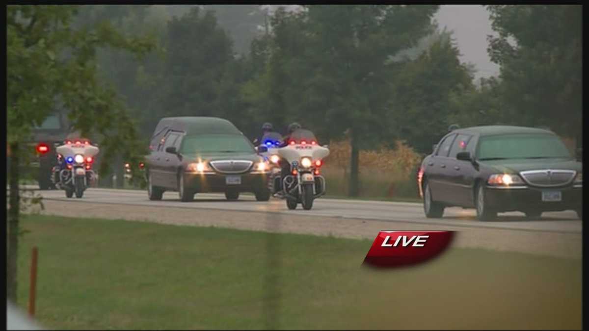 Hundreds attend funeral for fallen Iowa officer