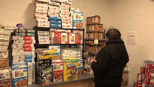 Special education students learn run food pantry in Iowa - Vimarsana News
