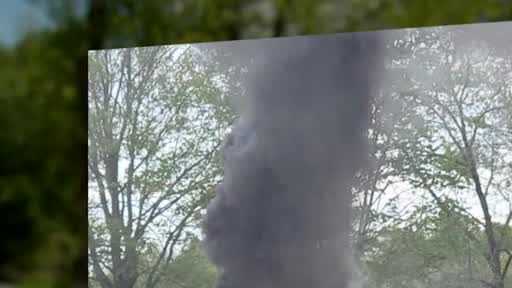 Southern Indiana bus driver hailed as hero after saving 19 students from burning bus - Vimarsana News