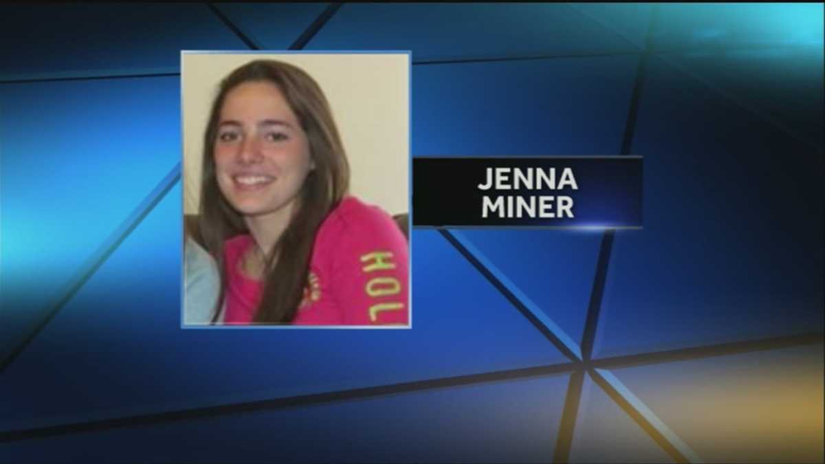 Authorities identify teens killed in crash
