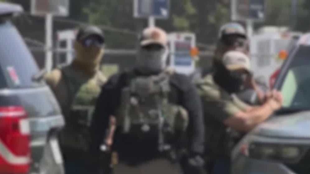 California moves forward with bill that could make it easier to sue federal officers