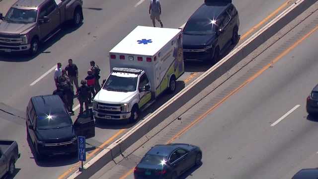 LMPD: Man steals Pleasure Ridge Park ambulance, leads police on chase - Vimarsana News