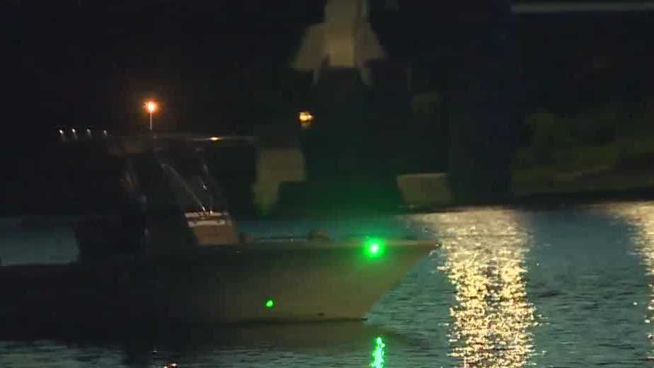 Crews searching Merrimack River for missing boy