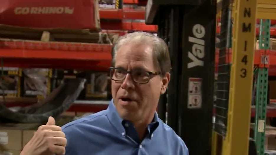 Indiana Sen. Mike Braun introduces bill to require health care