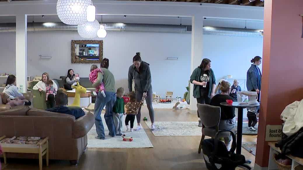 Wauwatosa business joining day of action protesting ICE - WISN