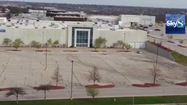 Valley West Mall set to go to auction - Vimarsana News