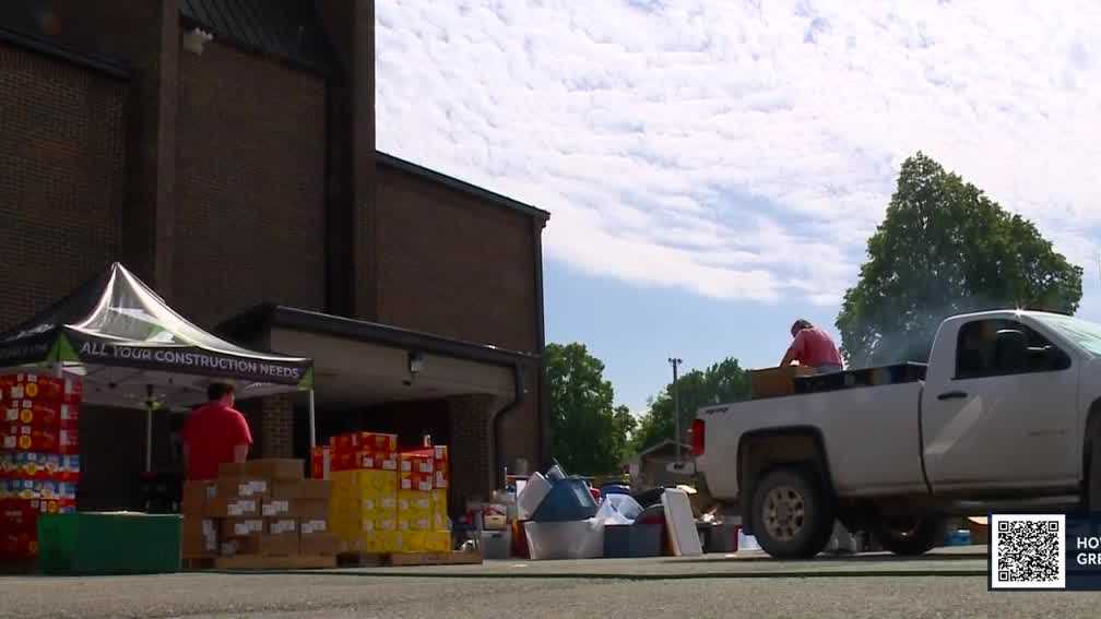 Volunteers, donations pour into Greenfield after devastating tornado