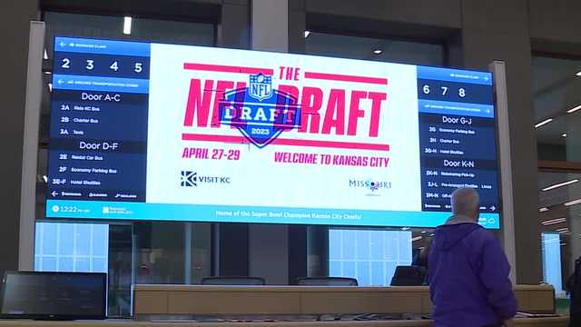 Football fanatics flying in to Kansas City for NFL Draft - Vimarsana News