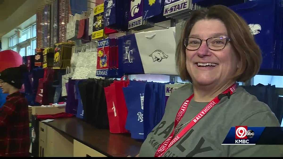 Rally House stores hiring furloughed government workers