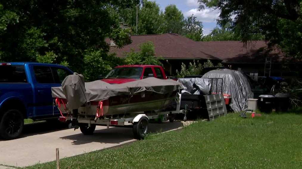Elm Grove sues homeowners over abandoned vehicles and property cleanup