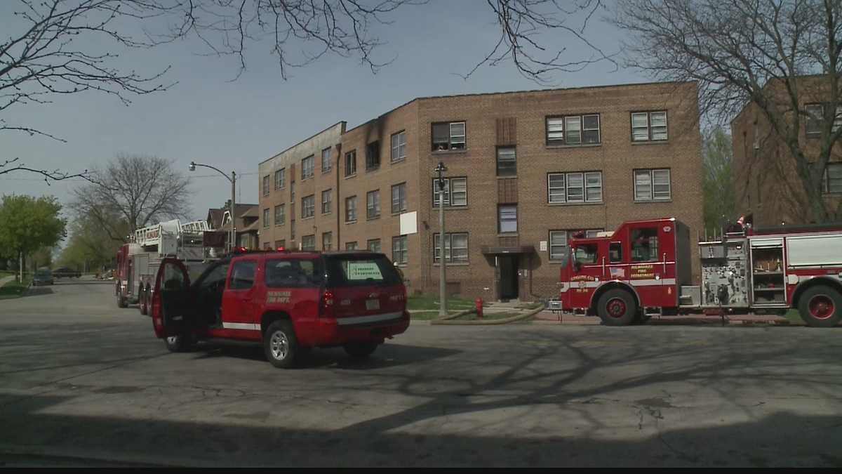 Woman dies in Milwaukee apartment fire