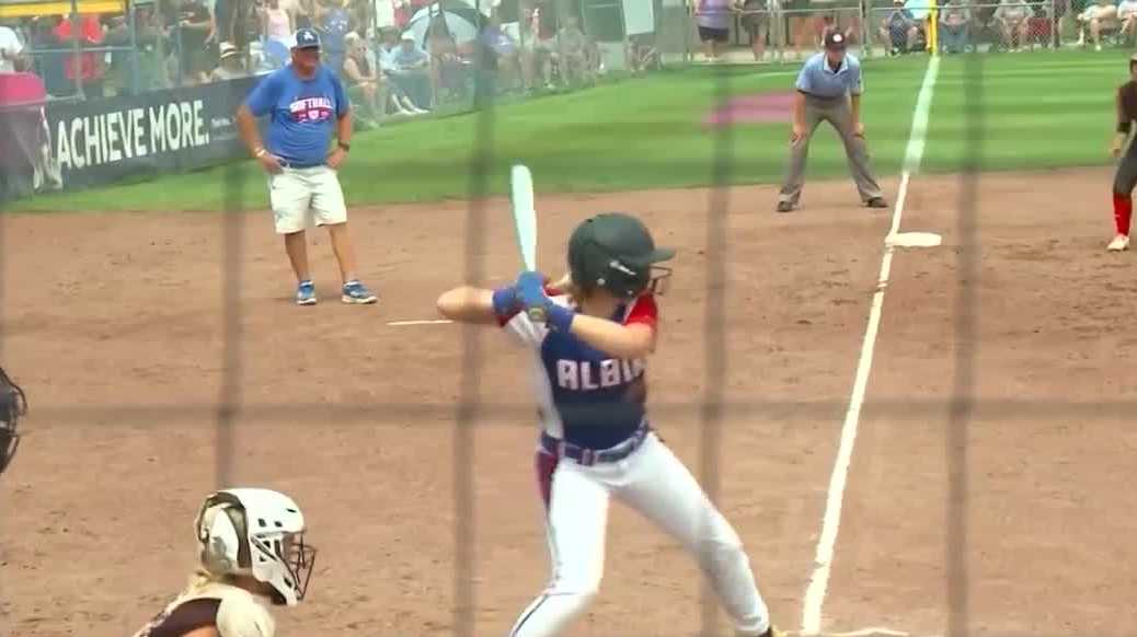 Iowa school board lets eighth-graders play varsity as No Pass, No Play rule tightens