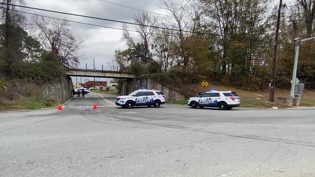 Savannah: Tractor trailer crash causes road, bridge closure - Vimarsana News