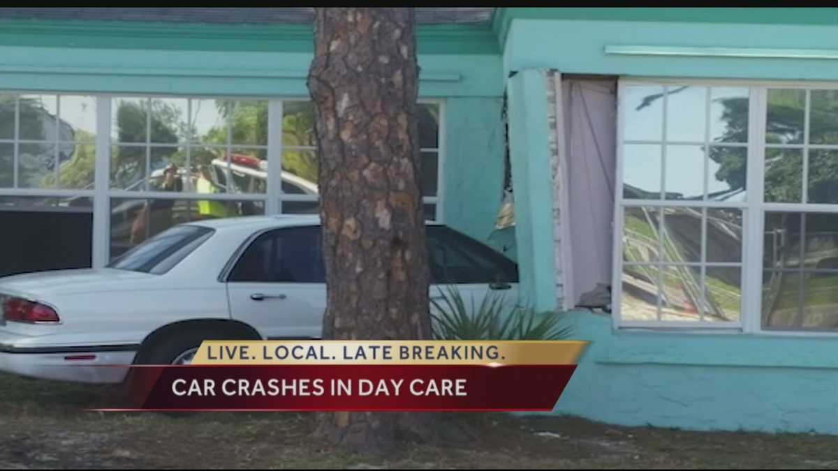 Car crashes into Fort Pierce day care