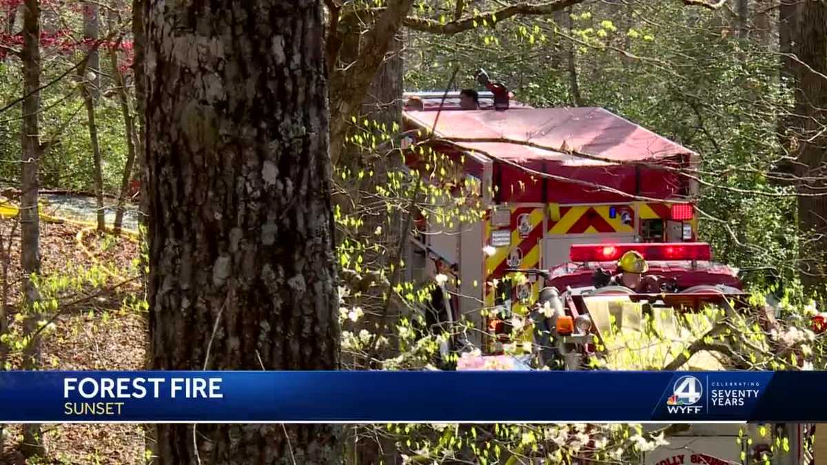 South Carolina Structure fire turns forest fire