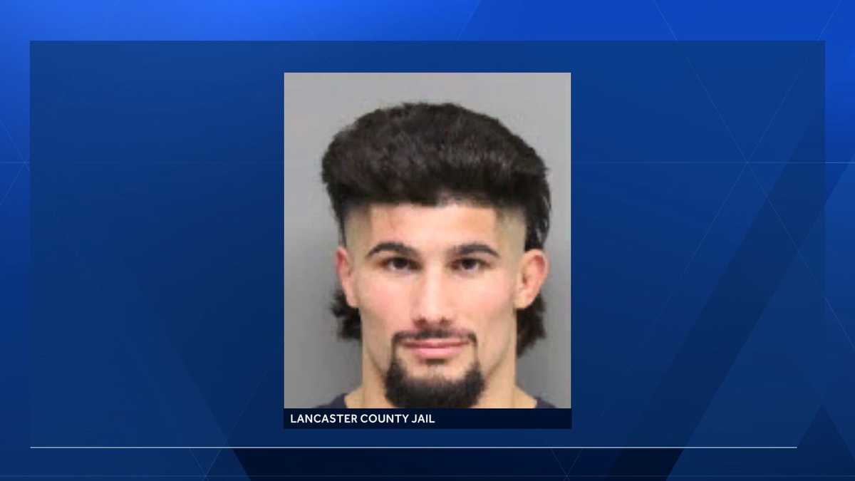 Bond set for Nebraska wrestler wanted in Texas on warrant