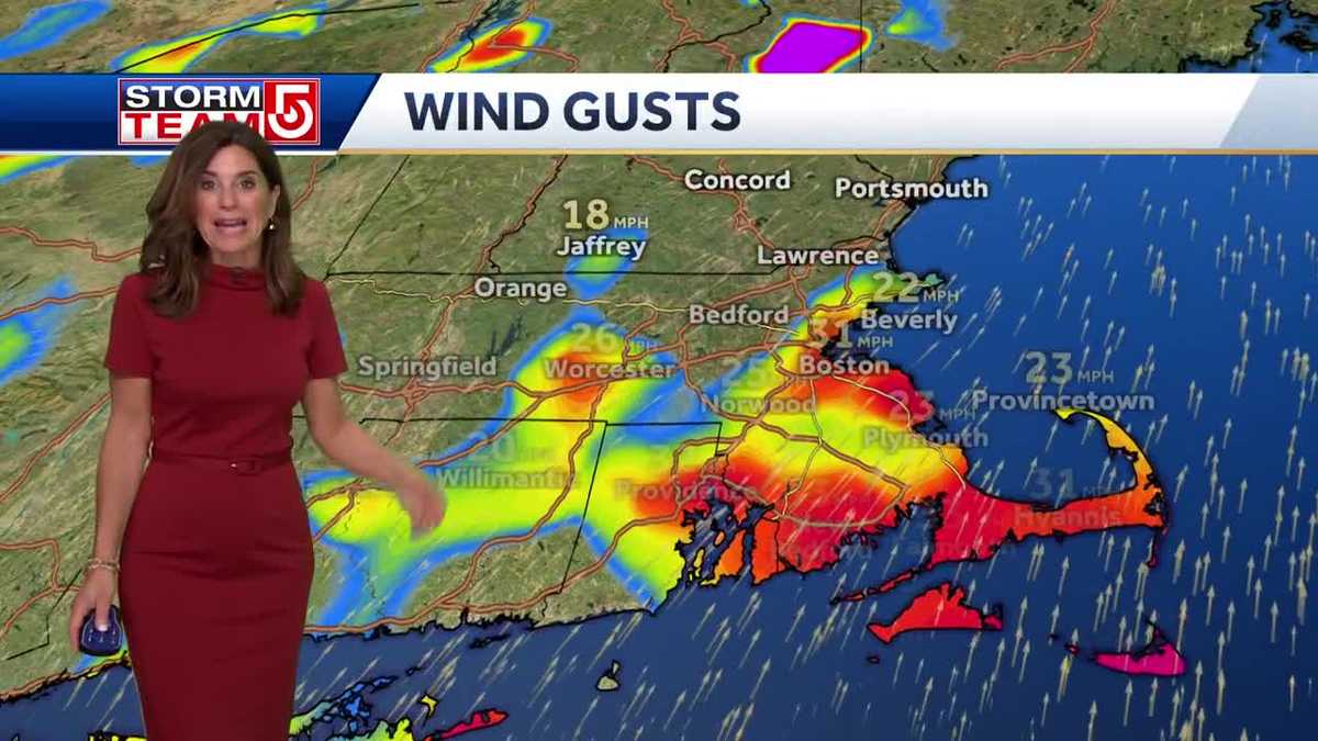Video: Heavy rain moves in late tonight