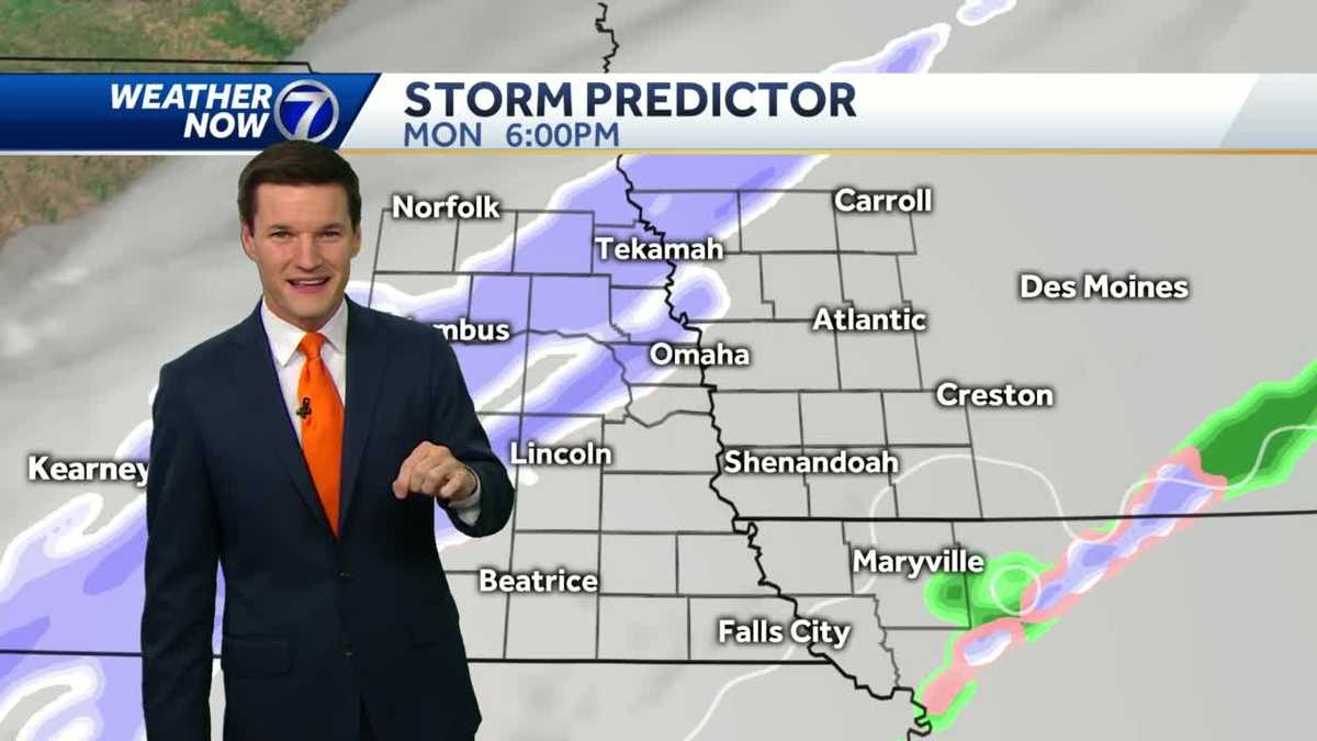 Breezy, chilly Sunday evening, chance for light snow late Monday