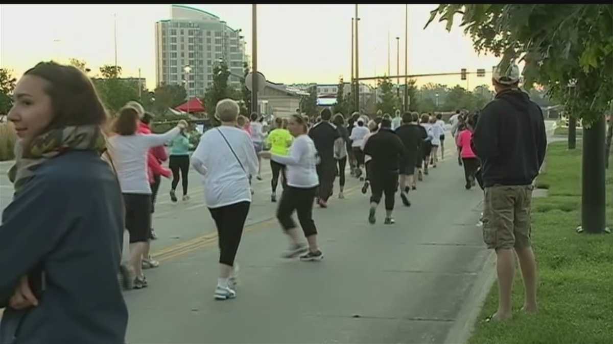 Omaha Marathon warms up