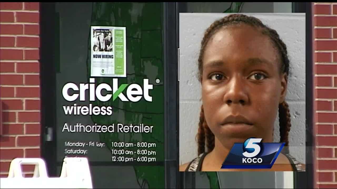 Police: Woman Steals Card From Store Employee, Then Tries To Use It At ...