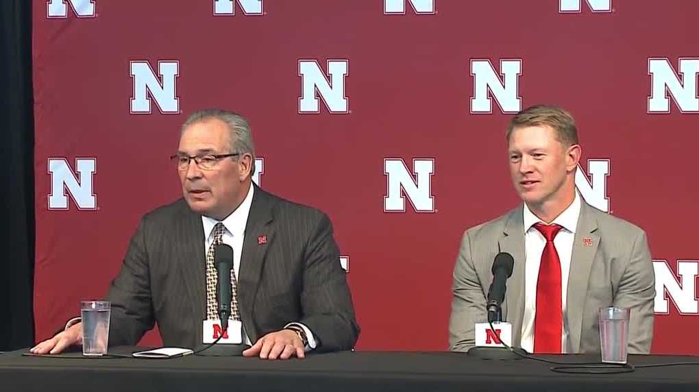 Former NU Athletic Director Bill Moos opens up about his time at Nebraska in new memoir