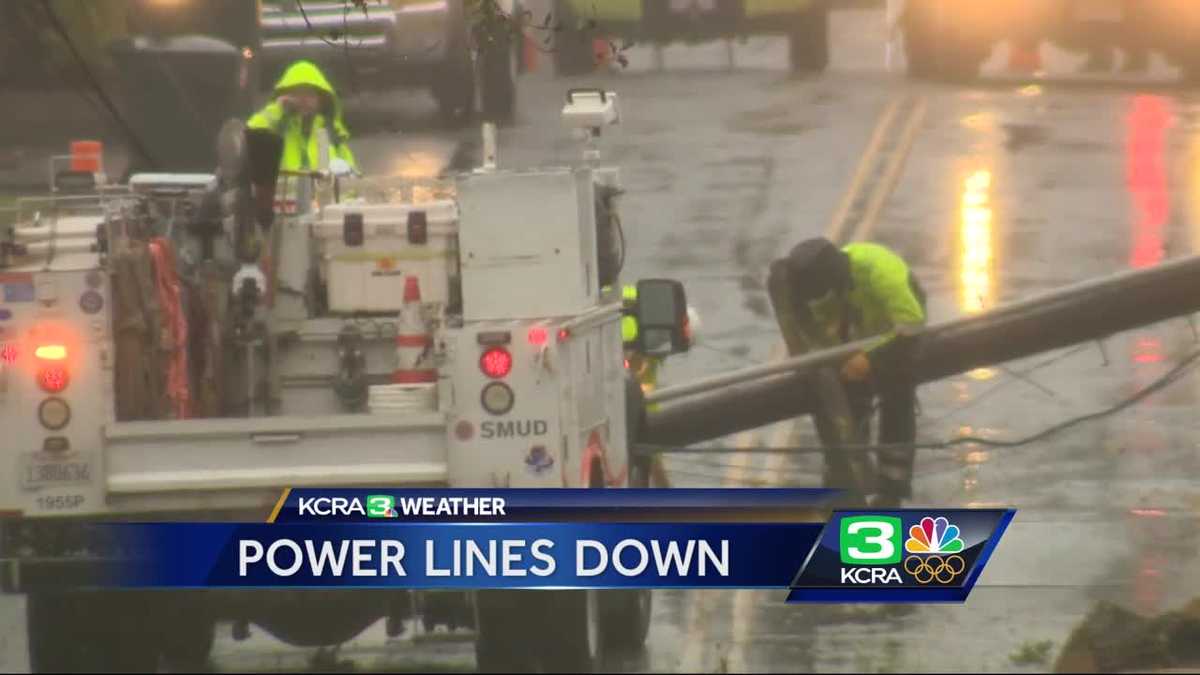 Early Morning Rain Causes Power Outages Spinouts And Downed Trees