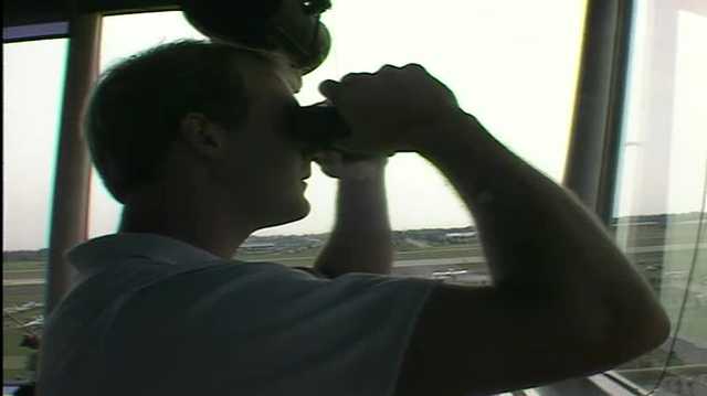 KCCI Archive: 15,000 aircraft were parked at the 1989 Oshkosh Air Show - Vimarsana News