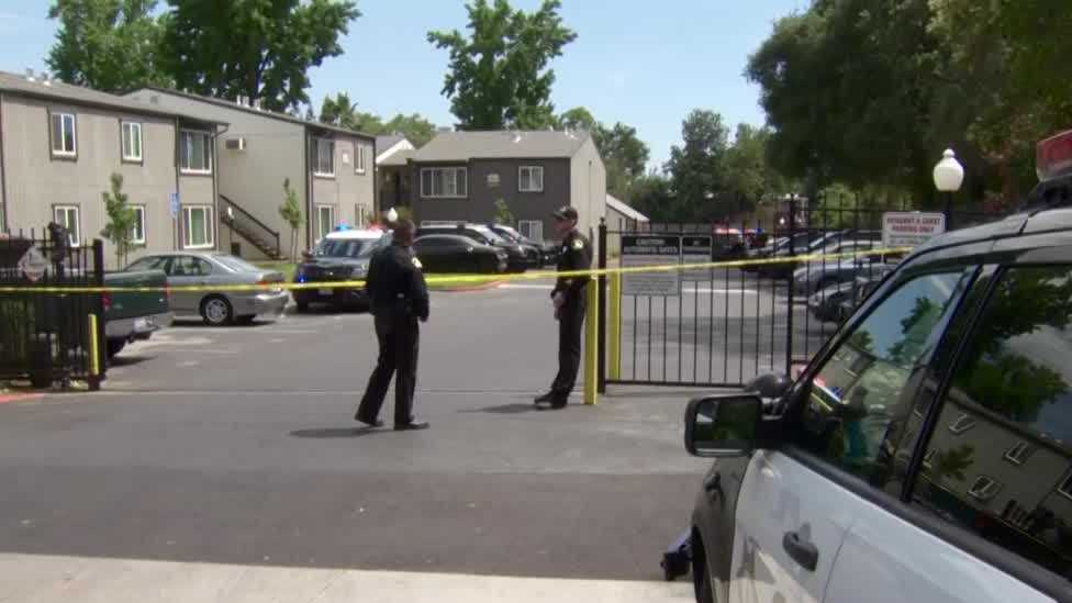 Deputies investigate deadly shooting in Carmichael