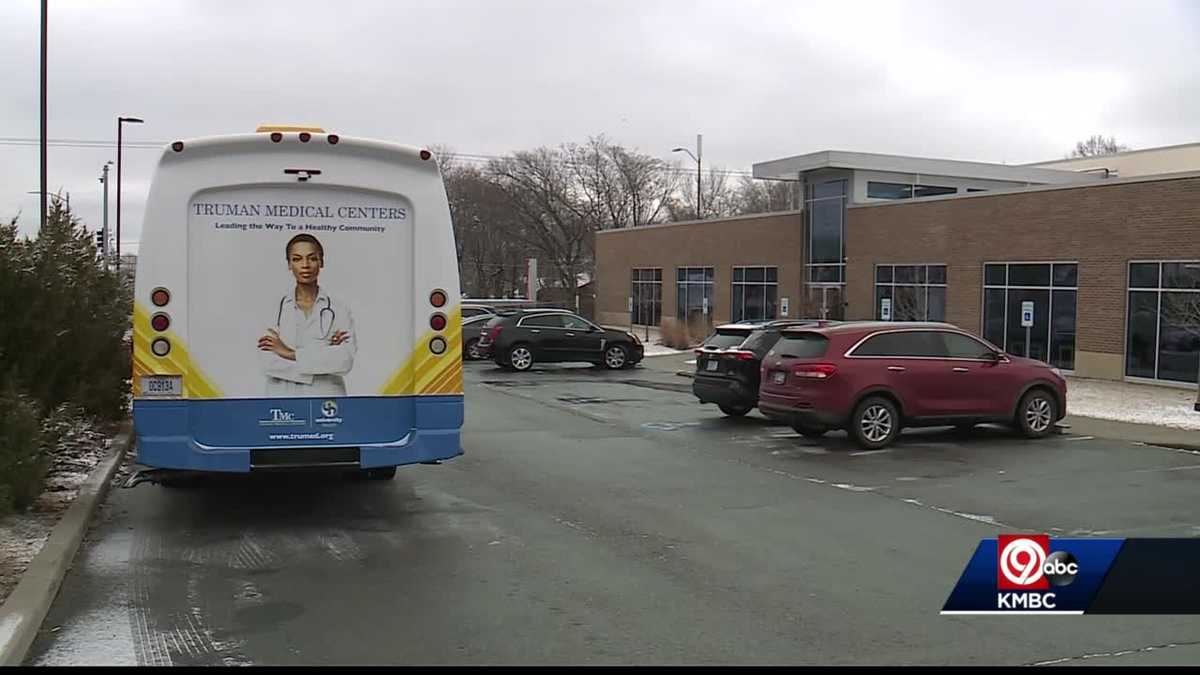 Truman Medical Center Launches Mobile COVID-19 Vaccination Clinic