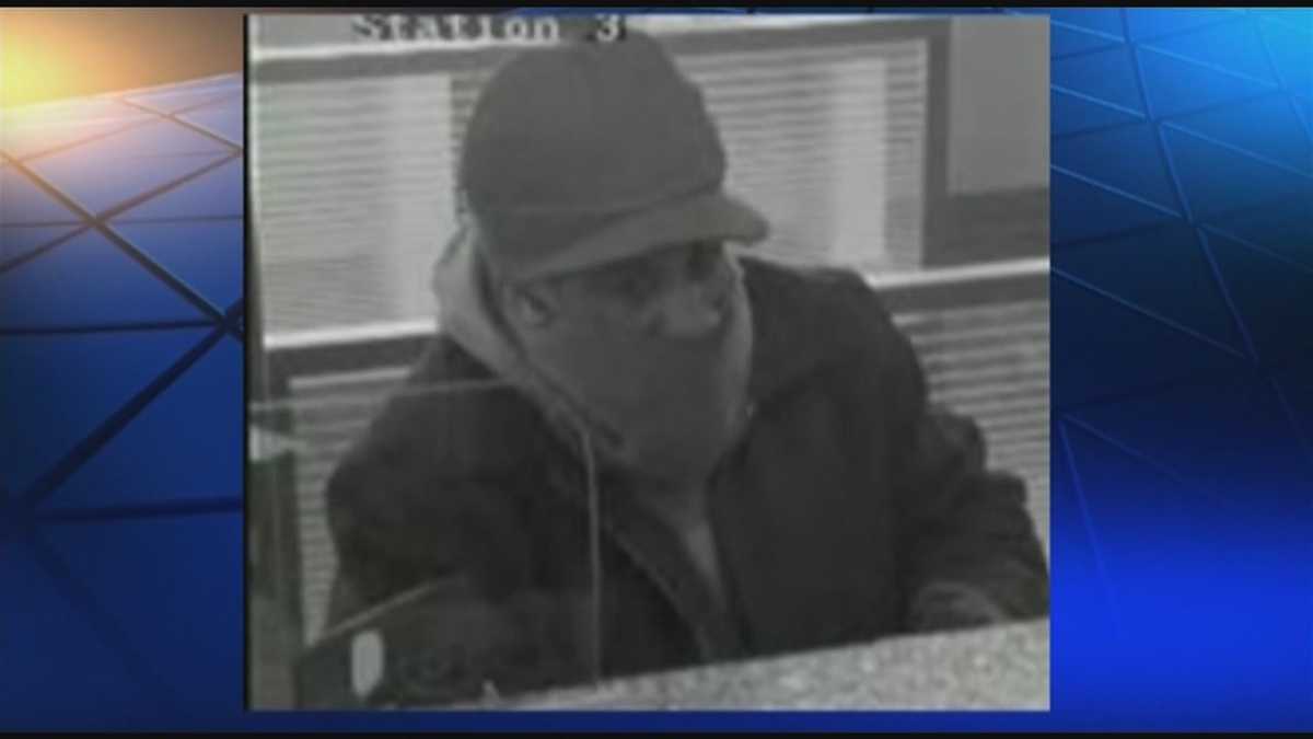FBI issued $10K reward for serial bank robber